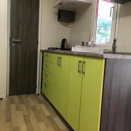 Victoria Mobilehome In Village Residence Juliamare Giulianova Exterior photo